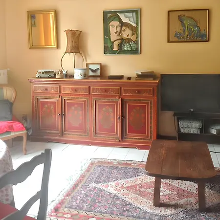 Spacieux A Avec Jardin, 78 M² Appartement *